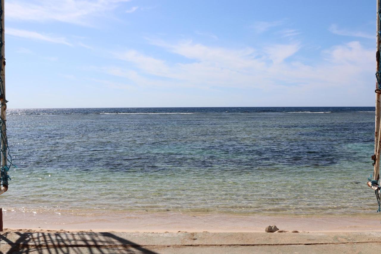 Belle'S Beach Resort Bolinao Luaran gambar