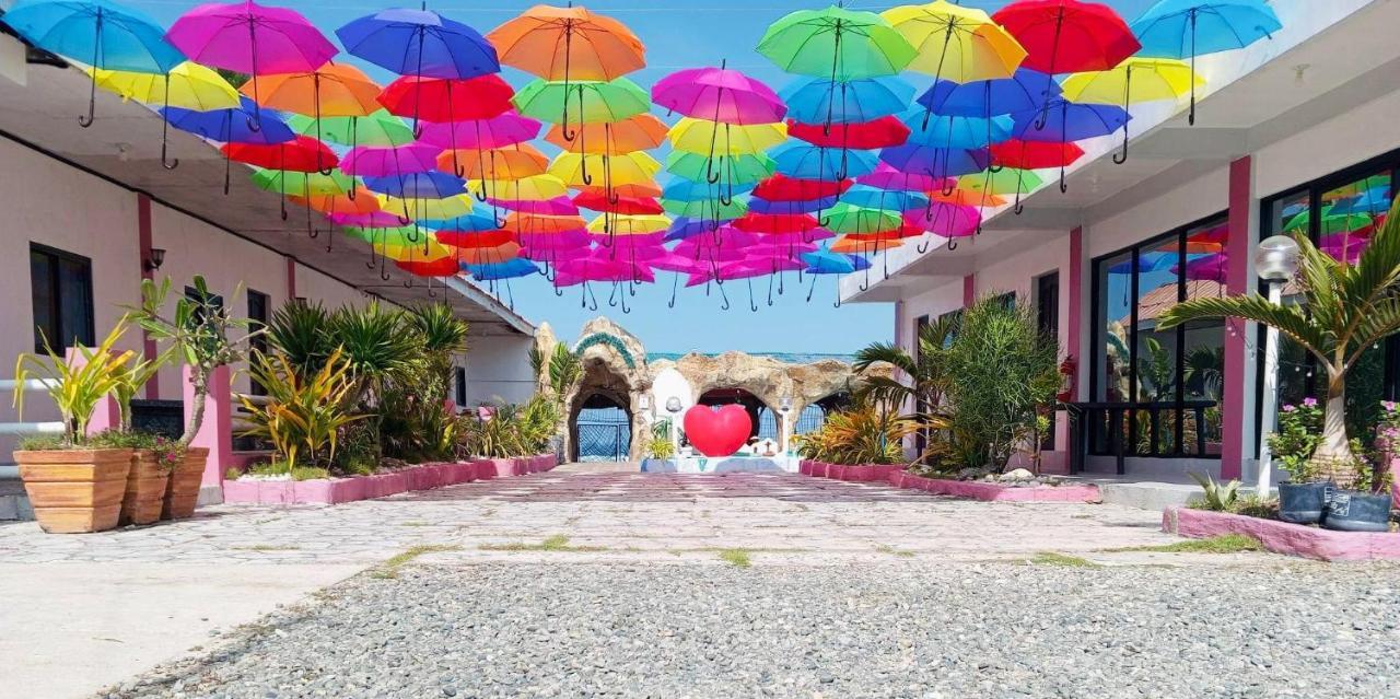 Belle'S Beach Resort Bolinao Luaran gambar